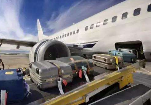 去新加坡托運(yùn)的行李箱大小和重量有什么限制?