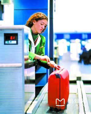 坐飛機托運行李防丟策略 讓你出行無憂